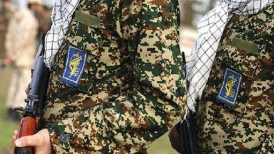 گشت شبانه جهت برقراری امنیت محله